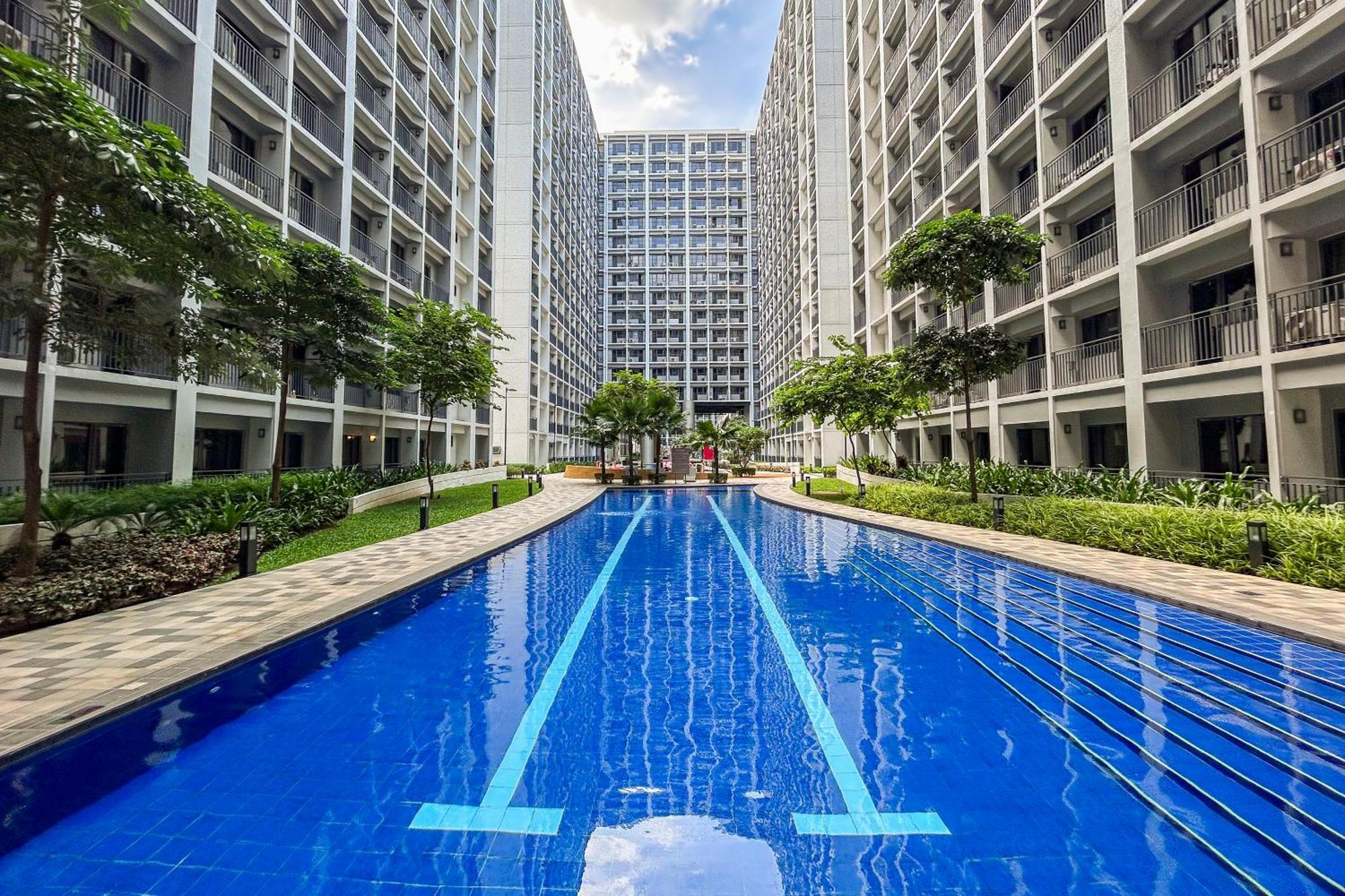 2 Side-By-Side P00L Front Condos, 6 Beds, 2 Cr, 2 Kitchen For 10 Guests At Moa Manila Exteriör bild